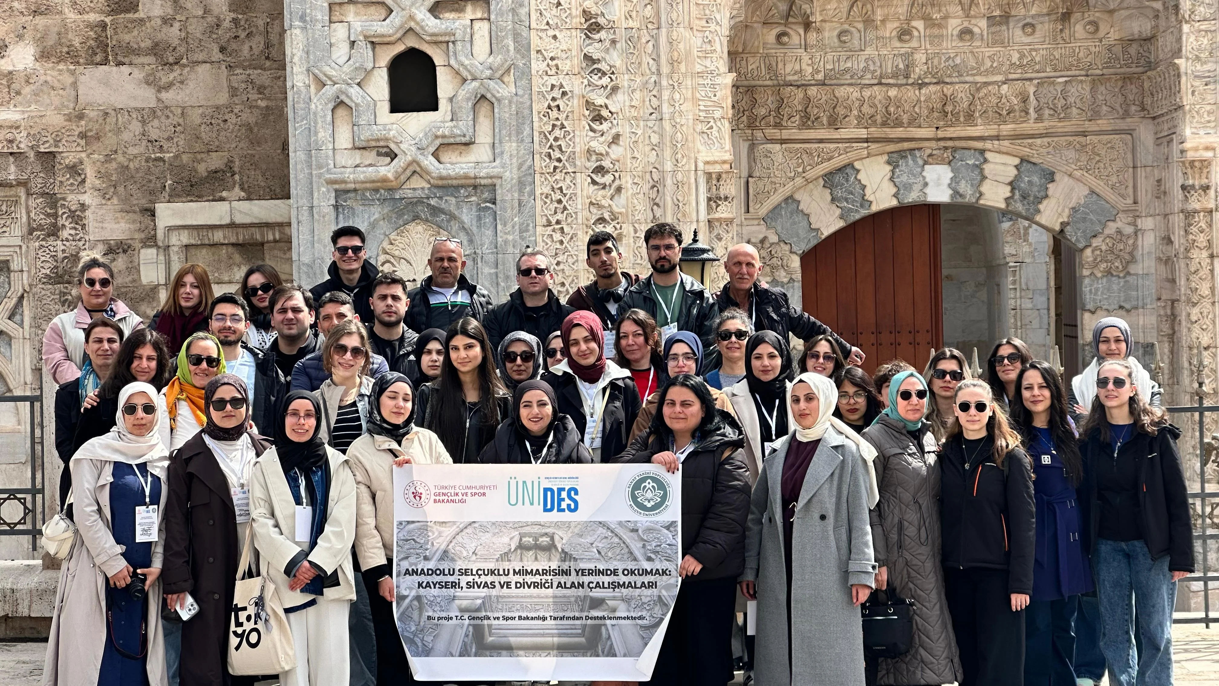 “ÜNİDES Destekli Projeyle Selçuklu İzinde Üç Günlük Kültür Yolculuğu”